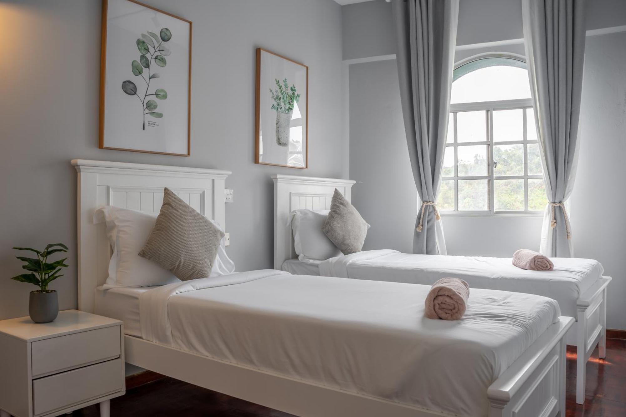 Star Regency By Plush Brinchang Phòng bức ảnh